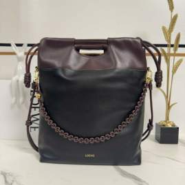 Picture of Loewe Handbags _SKUfw239911043fw